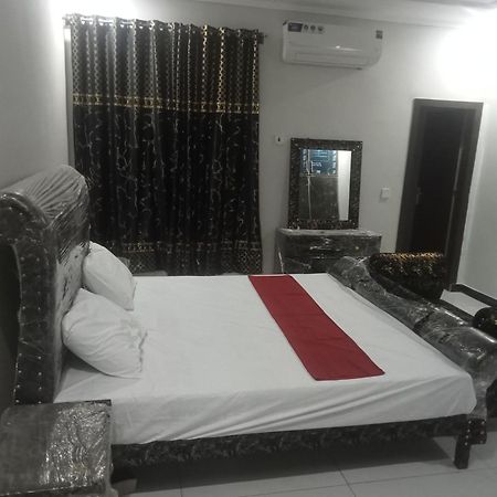 Ryazm Guest House ラーワルピンディー エクステリア 写真