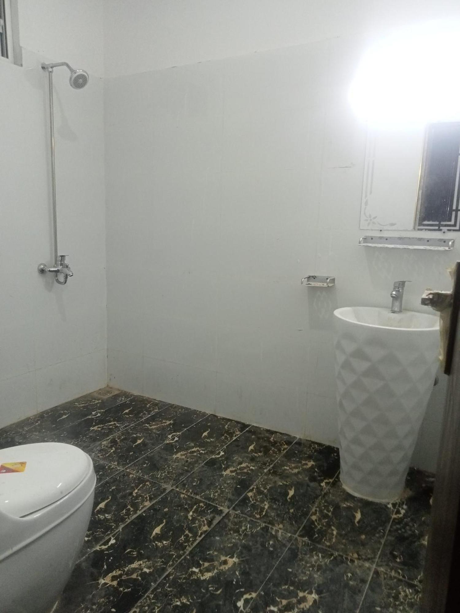 Ryazm Guest House ラーワルピンディー エクステリア 写真